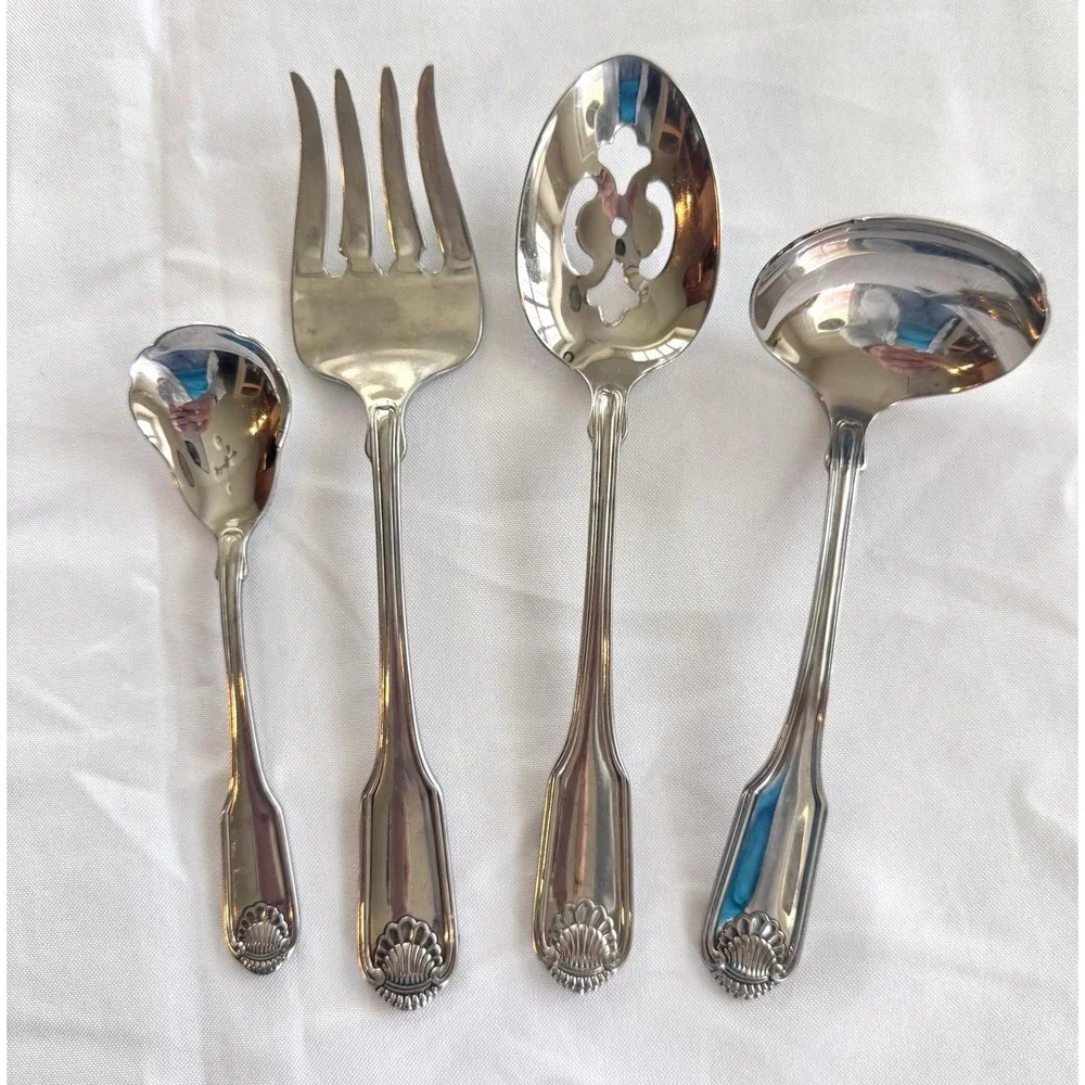 Oneida Classic Shell Cube Stamp Heirloom Flatware Lot 28 Pc Serving Pieces